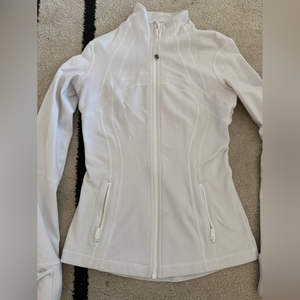Lululemon jacket! - Picture 5 of 9